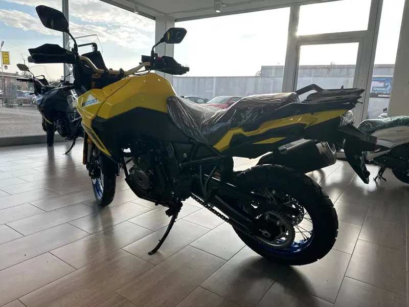 Suzuki V-Strom 800DE (2025 - 26) (2)