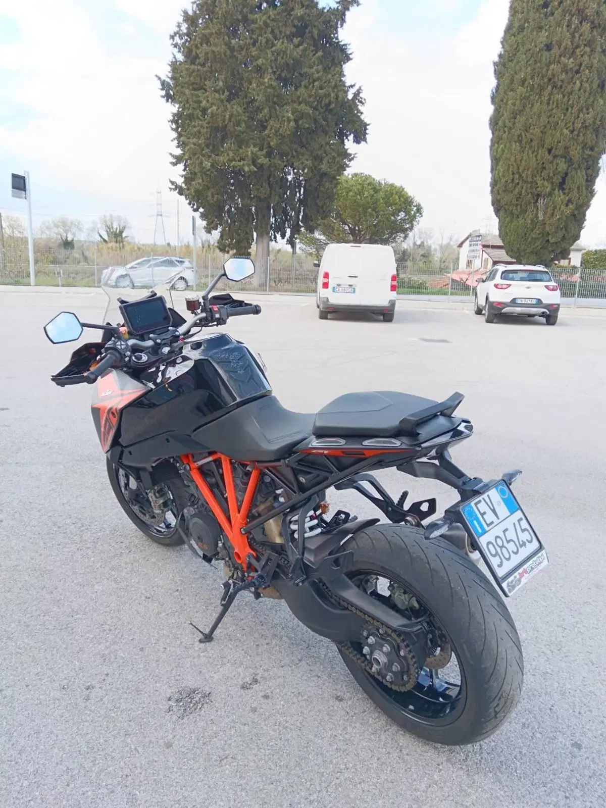 KTM 1290 Super Duke GT (2019 - 20) (4)