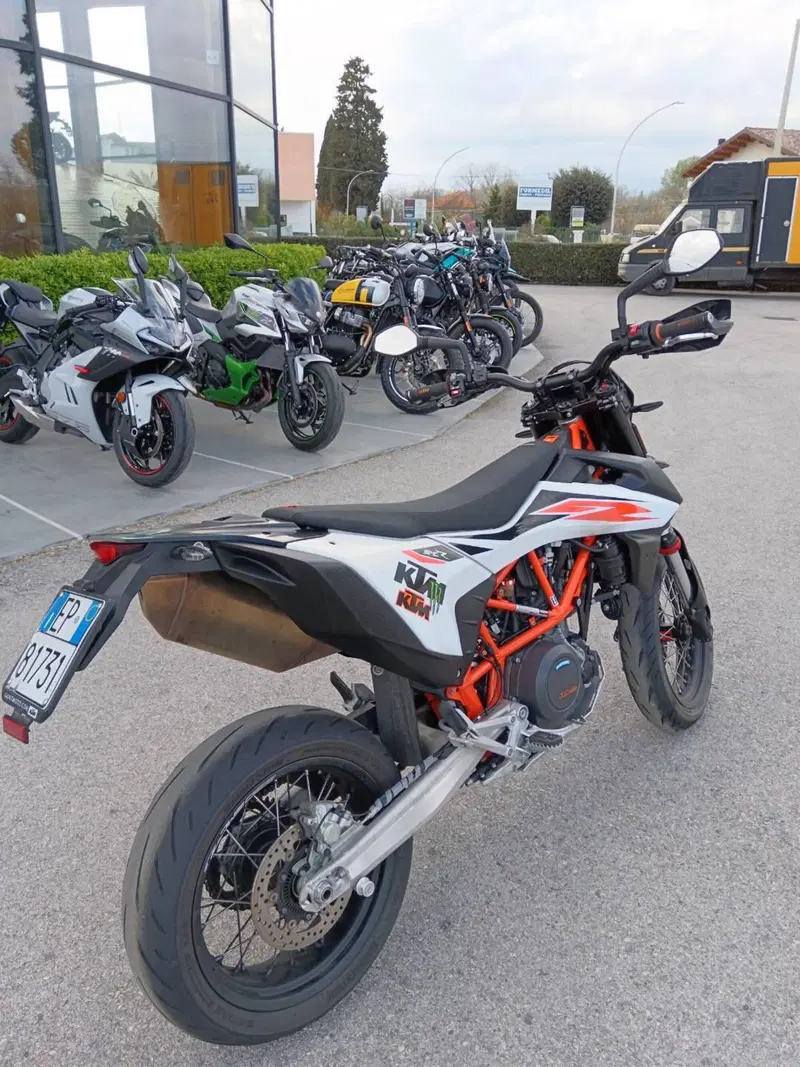KTM 690 SMC R (2019 - 20) (5)