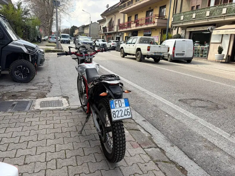 Betamotor Alp 200 (2021 - 25) (4)