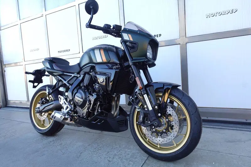 Suzuki GSX-8TT (2025 - 26) (4)