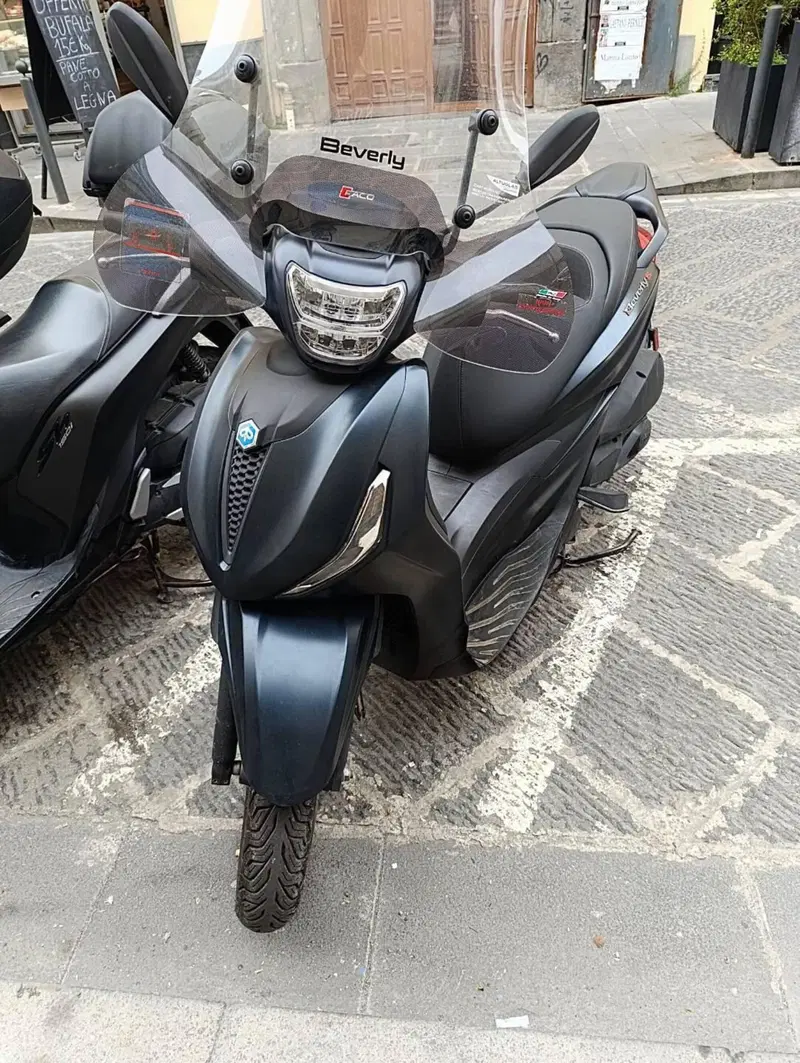 Piaggio Beverly 300 S ABS-ASR (2021 - 25)