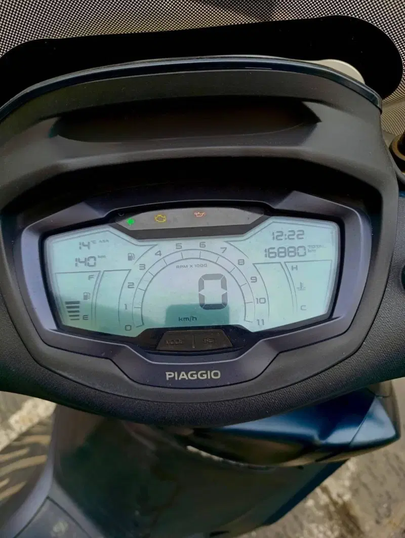 Piaggio Beverly 300 S ABS-ASR (2021 - 25) (3)