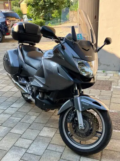 Honda Deauville 700 ABS usata