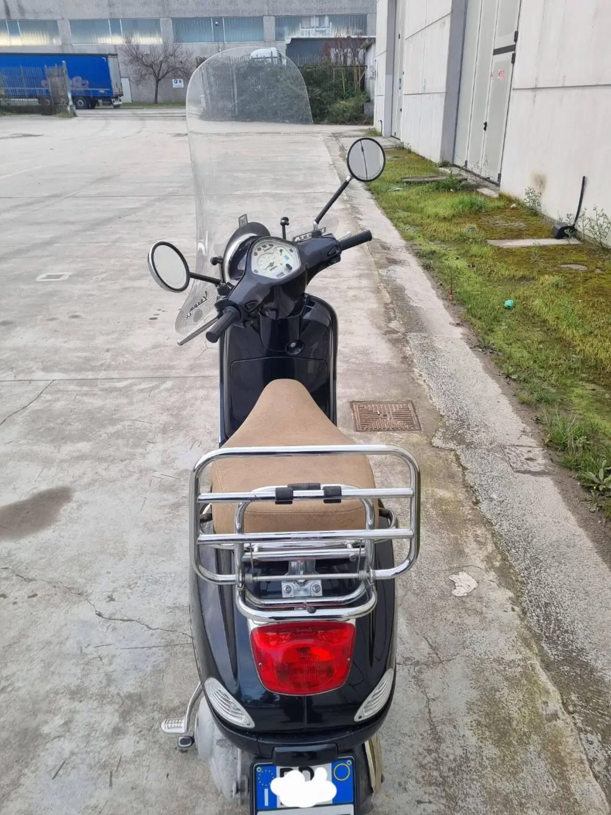 Piaggio X8 150 Street (8)