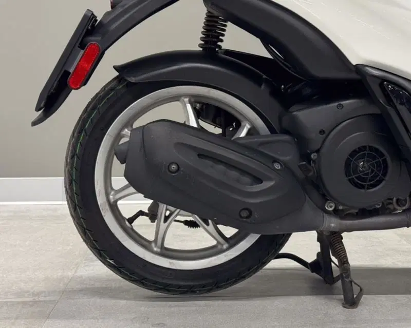Piaggio Liberty 150 3V ABS (2021 - 24) (9)