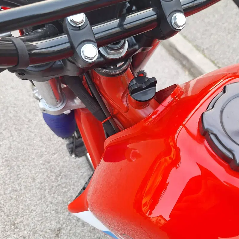 Honda XL600 RM  (12)