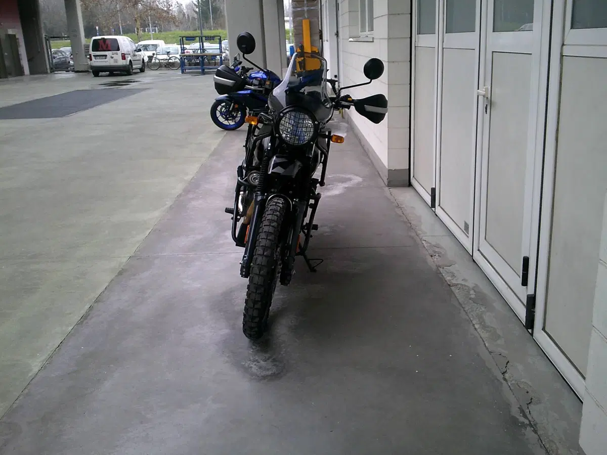 Royal Enfield Himalayan 411 (2021 - 24) (5)