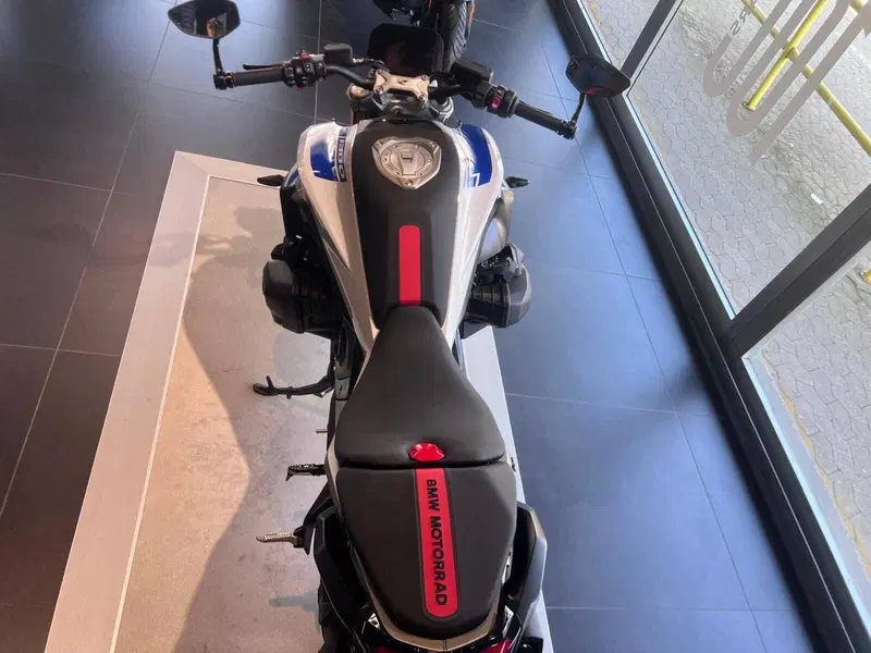 Bmw R 1300 R (2026) (7)