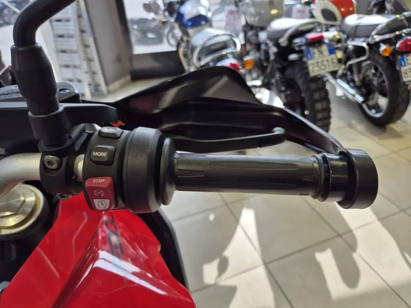 Bmw F 900 XR (2020 - 24) (9)