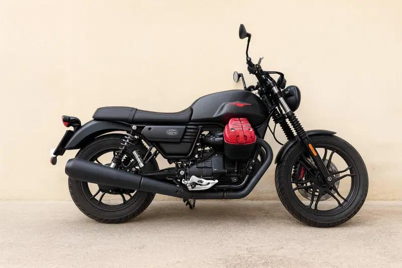 Moto Guzzi V7 III Stone (2017 - 20)