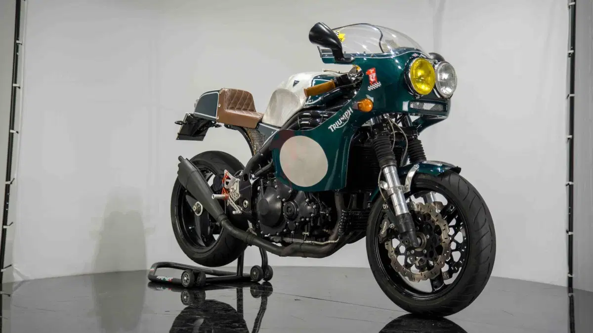 Triumph Daytona 955 I (1999 - 01) (4)
