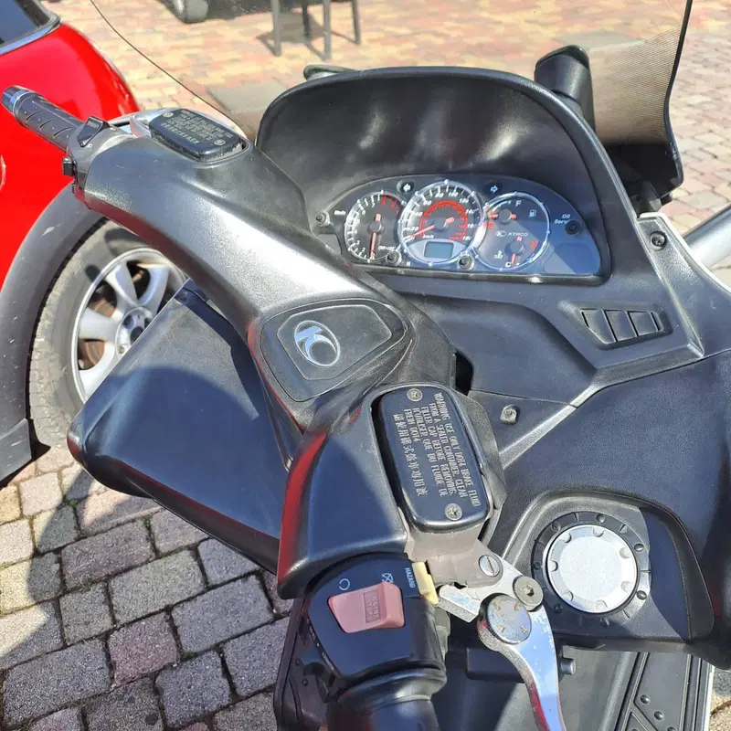 Kymco Xciting 500 (2005 - 06) (4)
