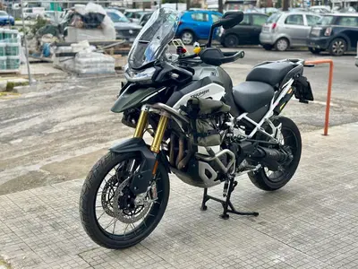 Triumph Tiger 1200 Rally Explorer (2022 - 23) usata