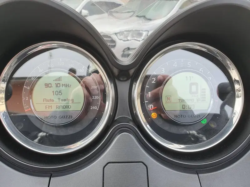 Moto Guzzi MGX 21 1400 (2016 - 20) (10)