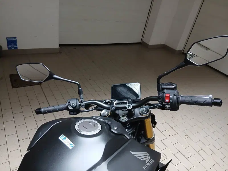 Honda CB 1000 Hornet (2025 - 26) (5)