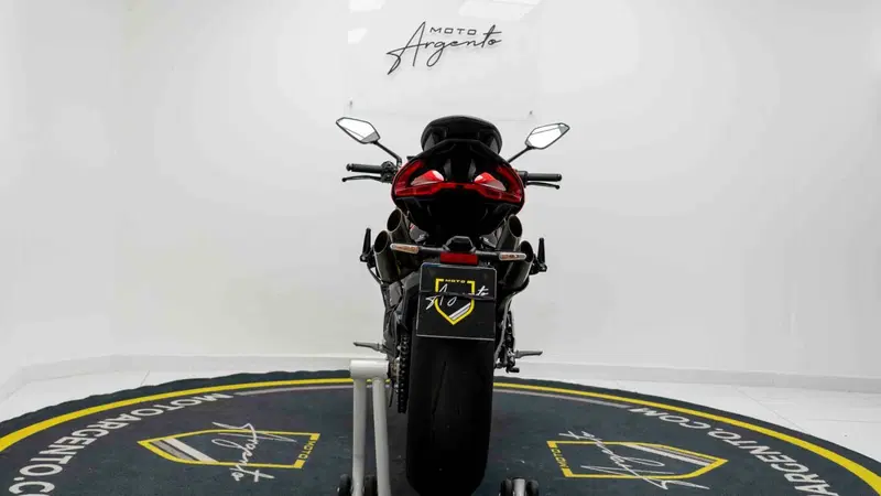 MV Agusta Brutale 1000 RS (2022 - 26) (4)