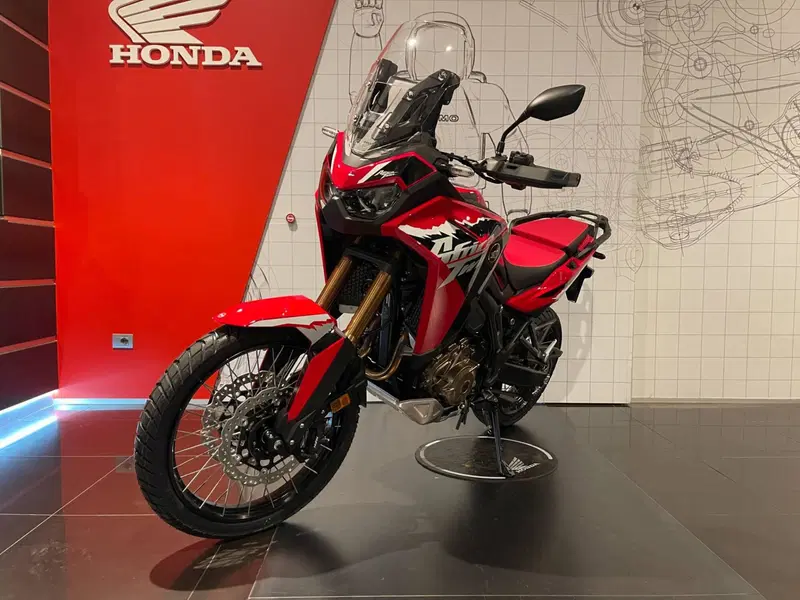 Honda Africa Twin CRF 1100L ES DCT (2024 - 26) (5)