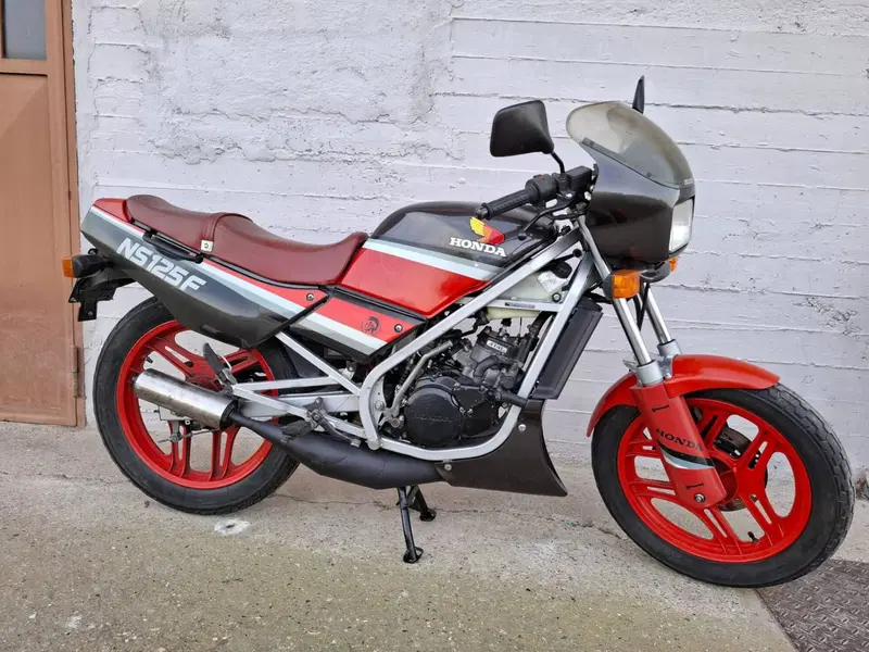 Honda NS 125F  (2)