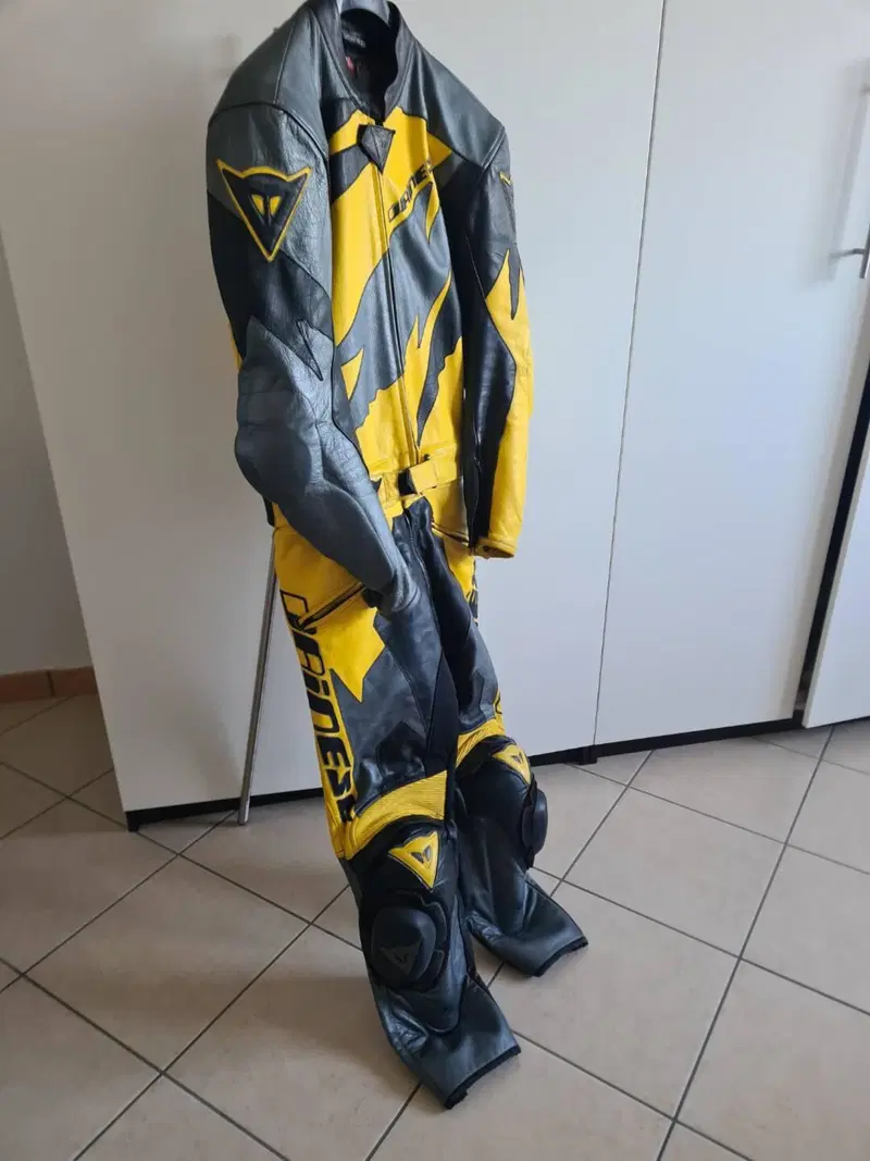 TUTA DAINESE DIVISIBILE TG 52 MAI CADUTA (2)