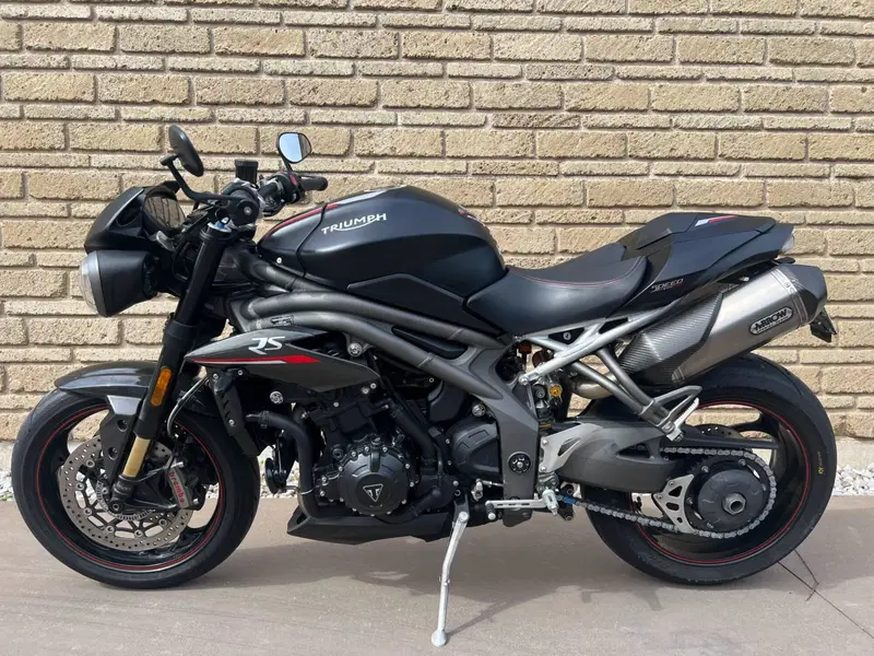 Triumph Speed Triple 1050 RS (2018 - 20) (3)