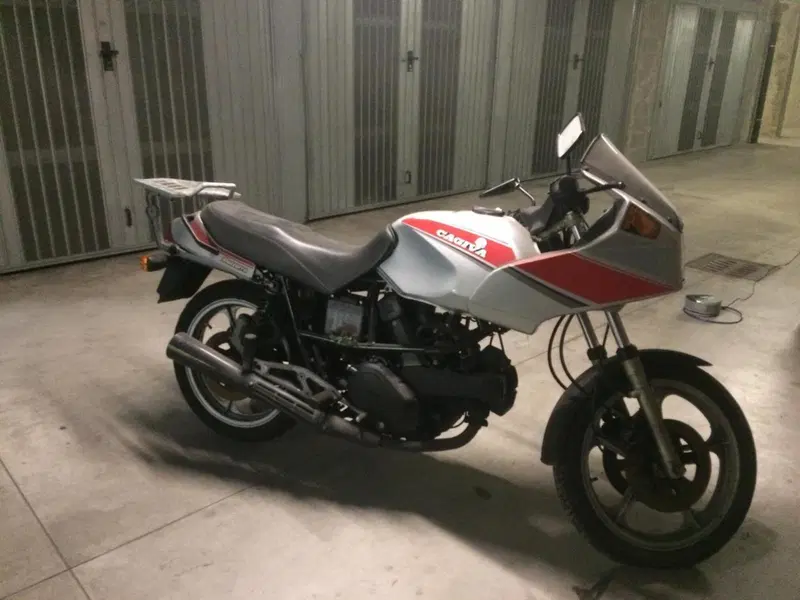 Cagiva Alazzura 350 (3)