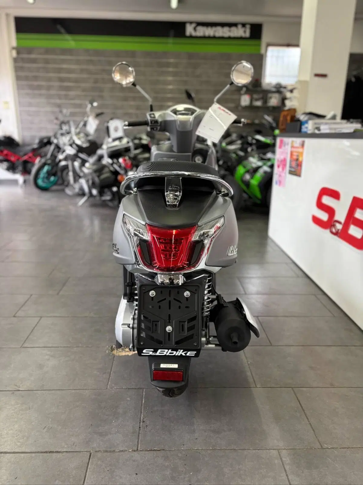 Kymco Like 125 (2021 - 26) (4)