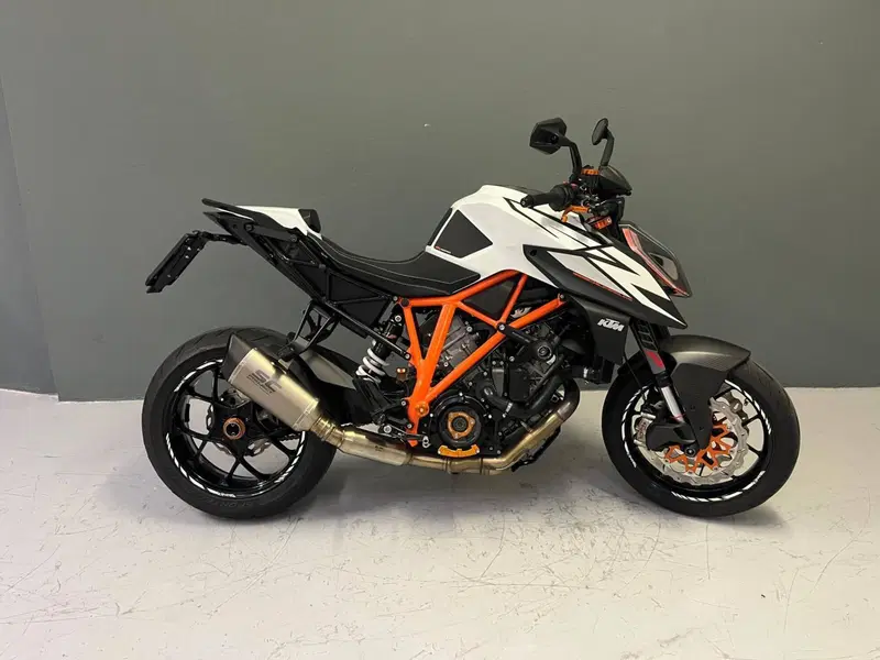 KTM 1290 Super Duke R (2019)