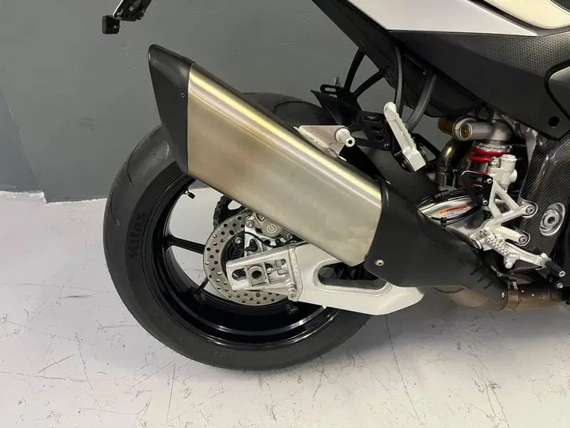 Aprilia Tuono V4 (2021 - 24) (16)