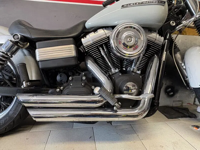 Harley-Davidson 1584 Street Bob (2007) - FXDB (2)