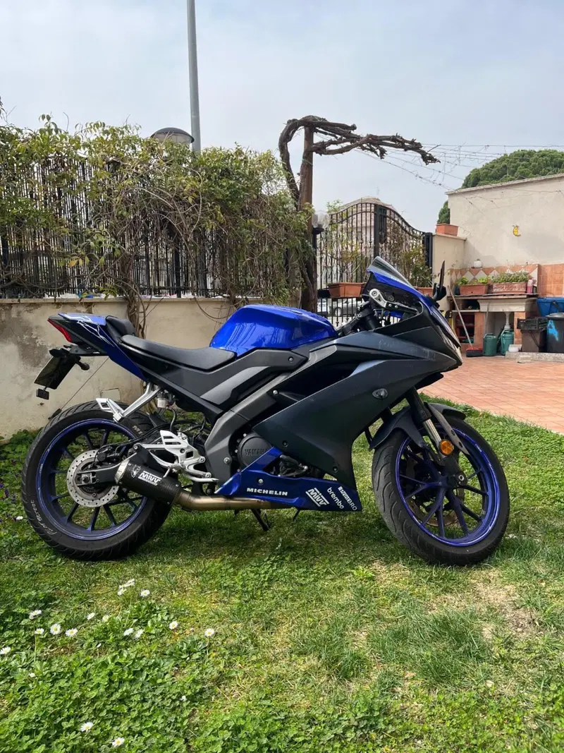 Yamaha YZF R125 (2021 - 22) (4)