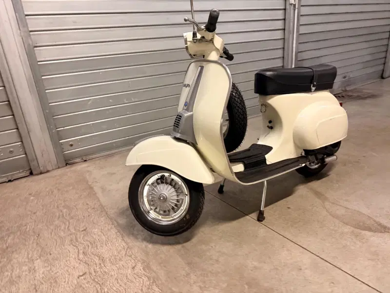 Piaggio 50 Special (11)