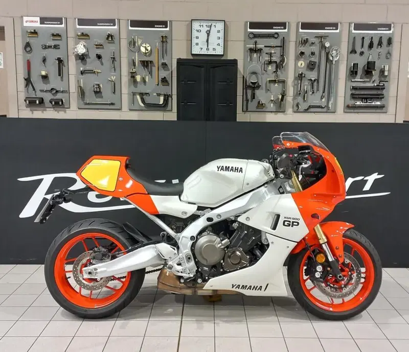 Yamaha XSR 900 (2022 - 24)
