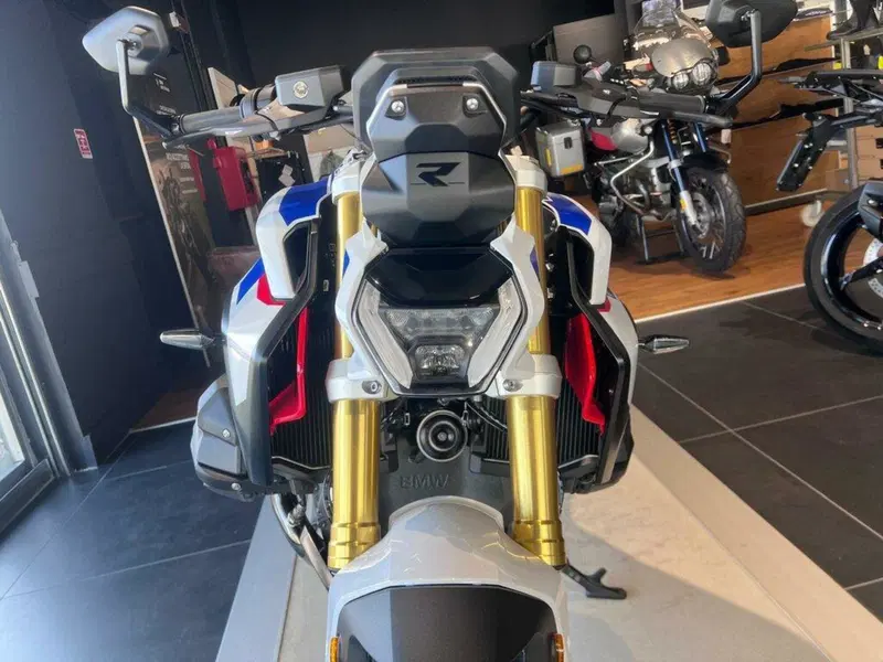 Bmw R 1300 R (2026) (8)