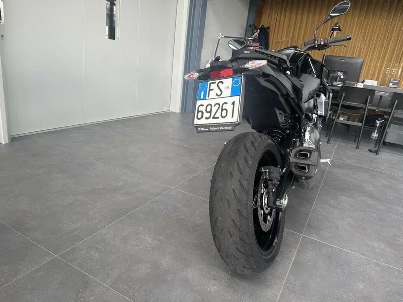Bmw F 900 R (2025 - 26) (9)