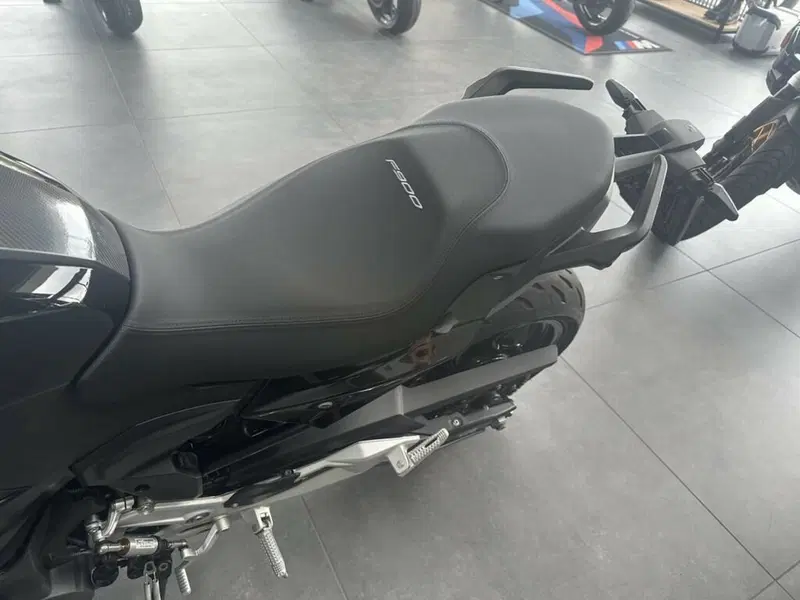 Bmw F 900 R (2025 - 26) (8)