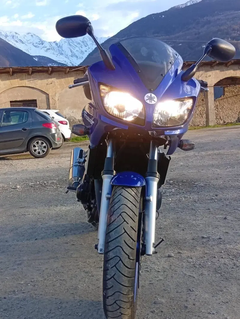 Yamaha FZ6 Fazer (2004 - 07)