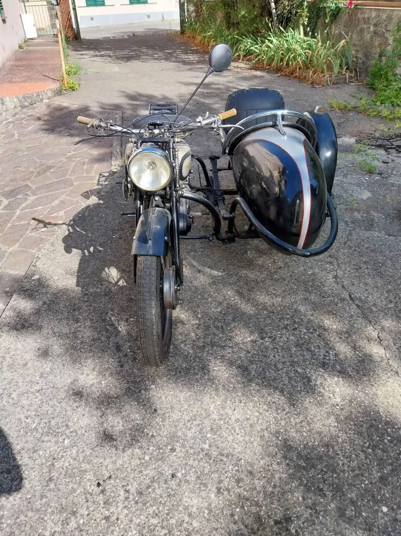 Norton 16H sidecar