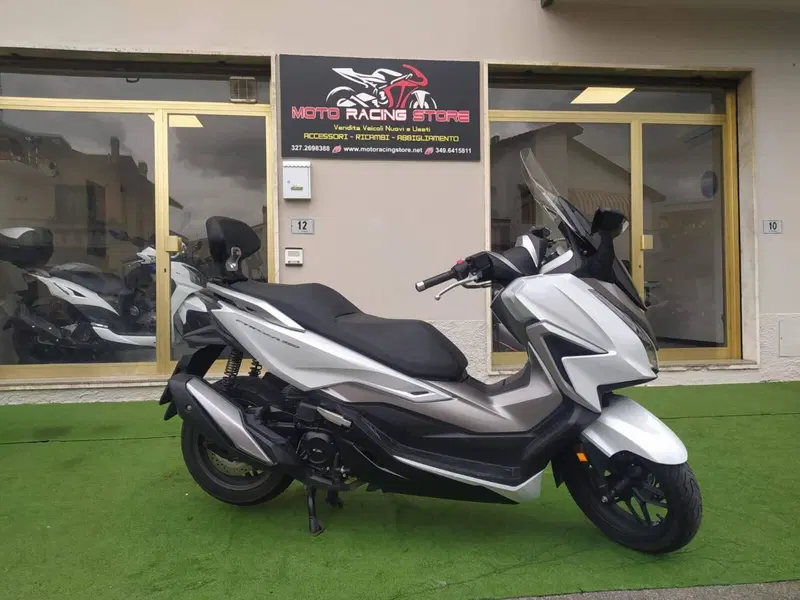 Honda Forza 350 Deluxe (2022 - 24) (3)