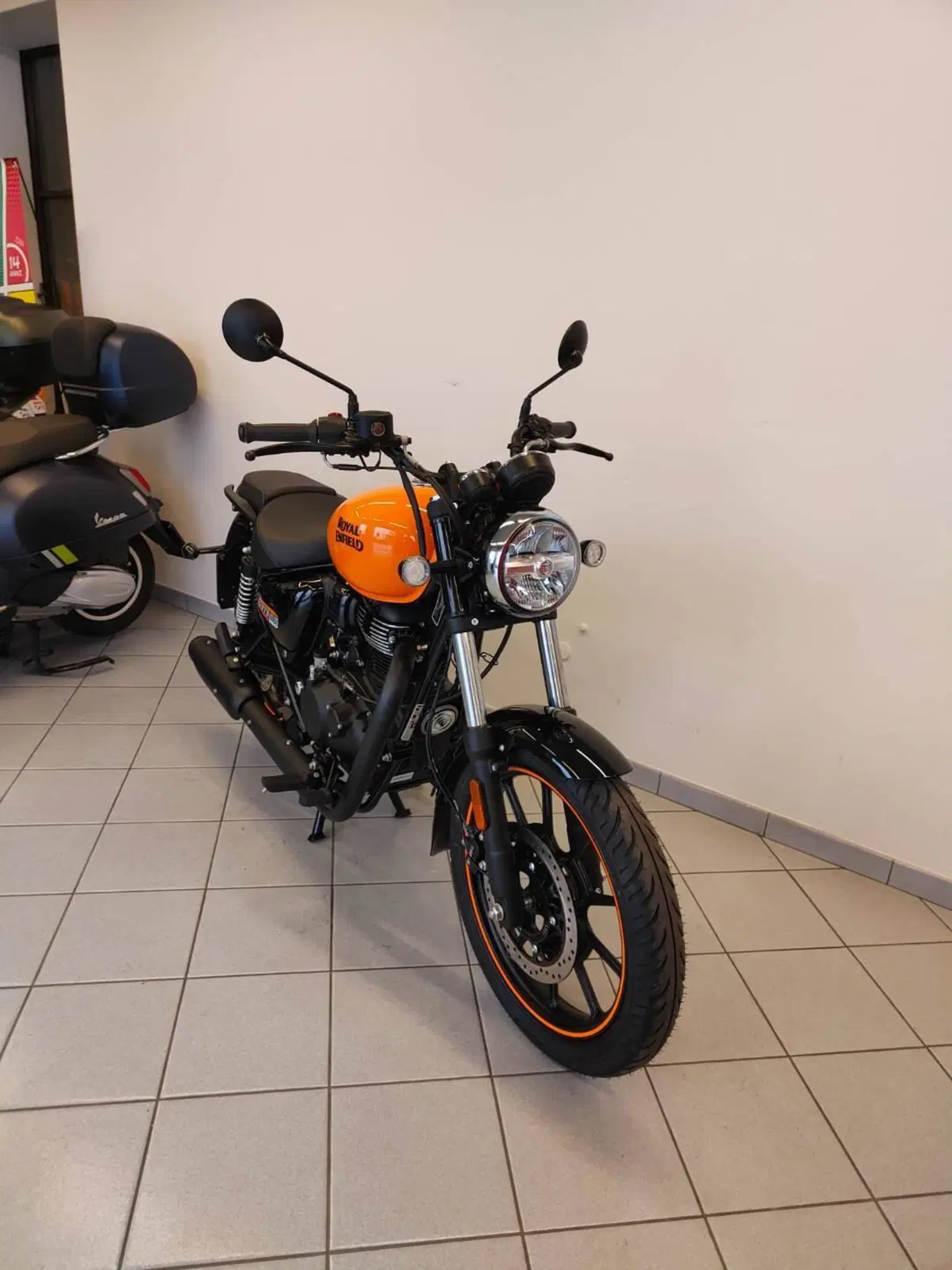 Royal Enfield Meteor 350 (2021 - 26) (5)
