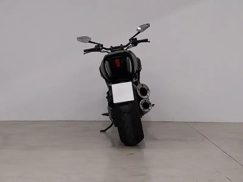 Ducati Diavel 1200 Carbon (2014 - 16) (4)