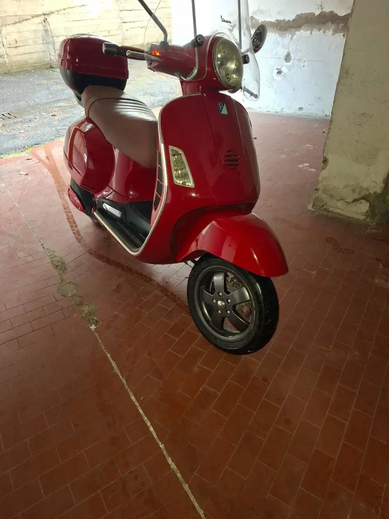 Vespa Granturismo 200 L