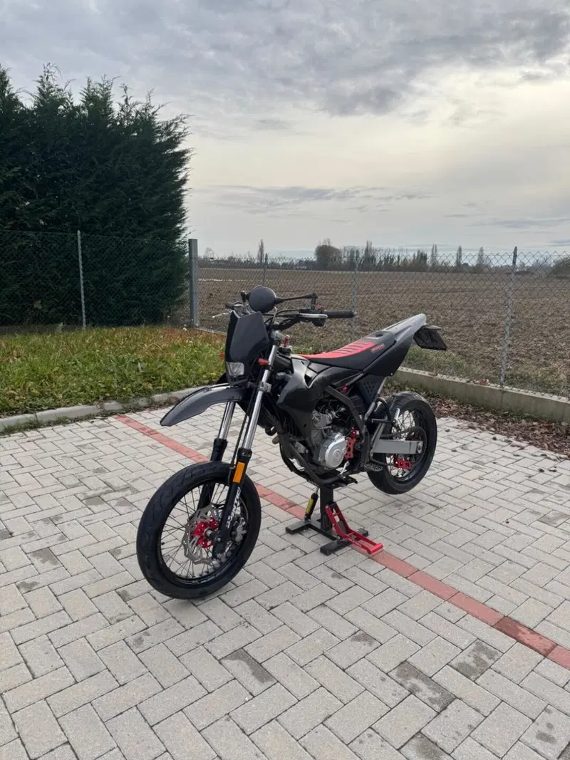 Fantic Motor Motard 125 M Performance 4t (2017) (4)