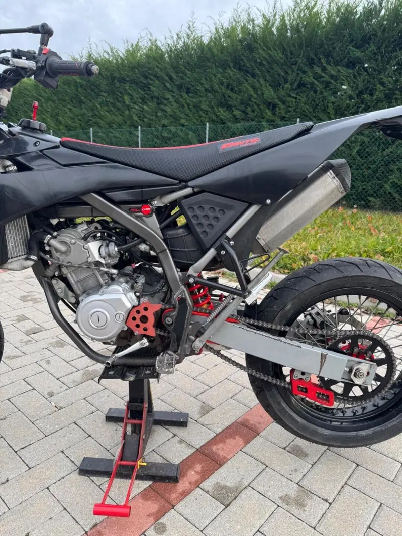 Fantic Motor Motard 125 M Performance 4t (2017) (6)