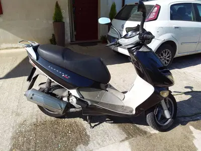 Aprilia Leonardo 250 (1999 -02) usata