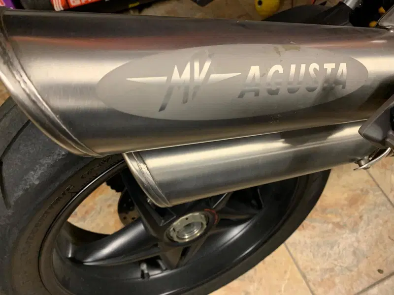 MV Agusta Brutale 910 S (2005 - 11) (12)