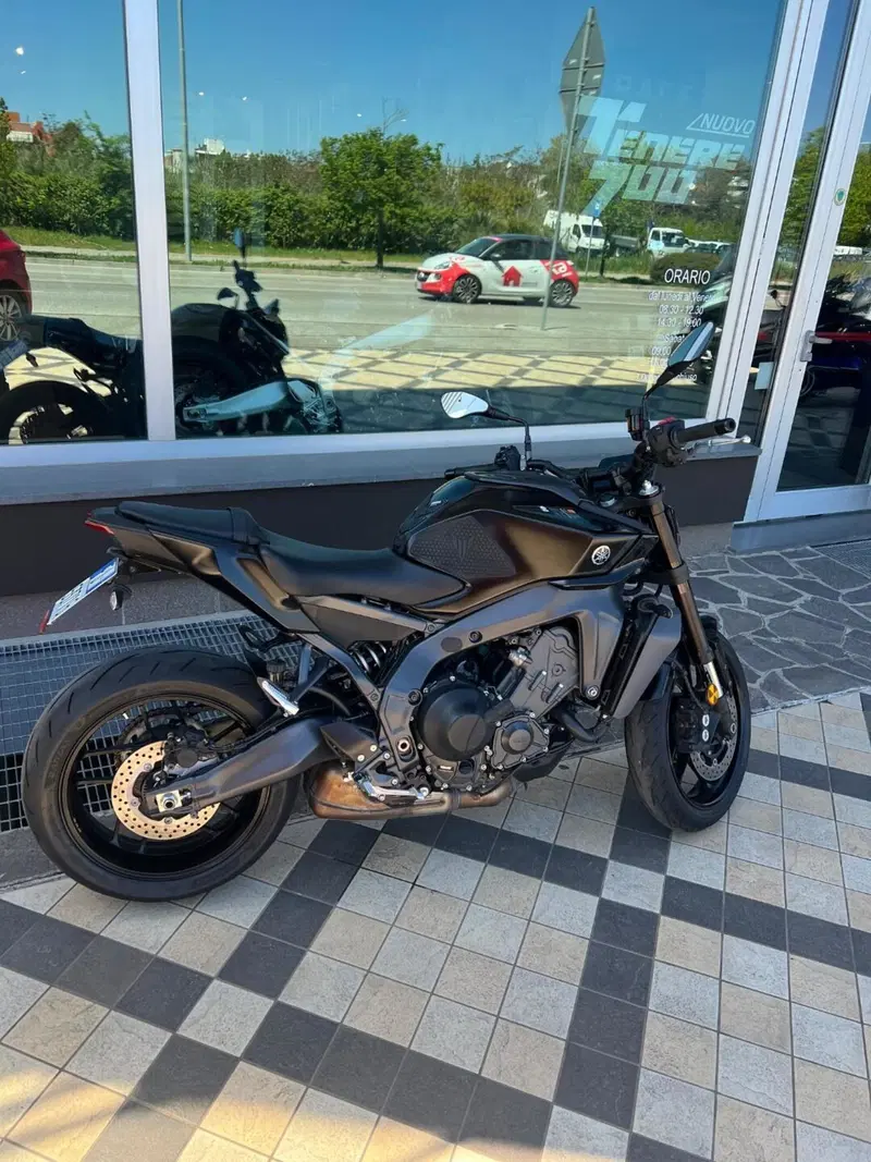 Yamaha MT-09 (2024 - 26) (2)