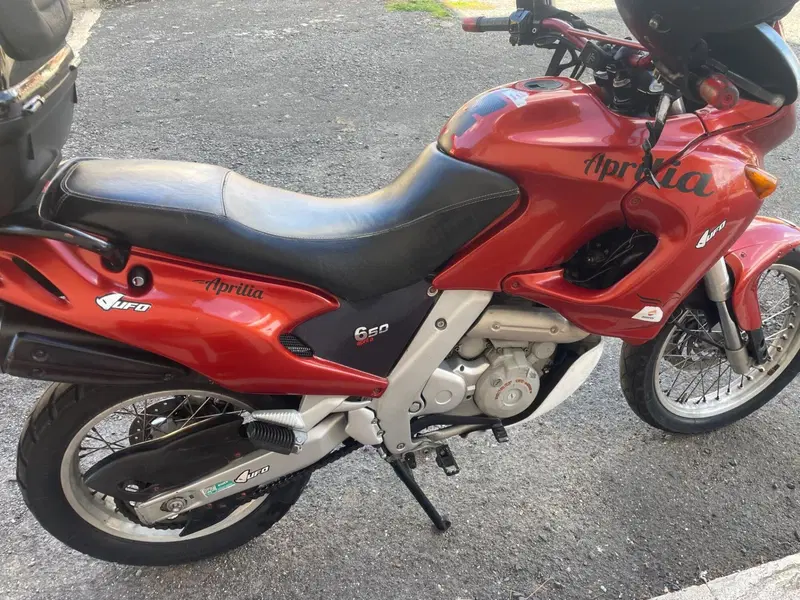 Aprilia Pegaso 650 (1997 - 00)