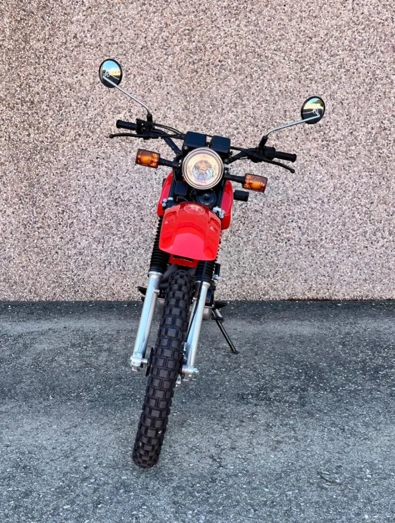 Yamaha XT 550 (3)