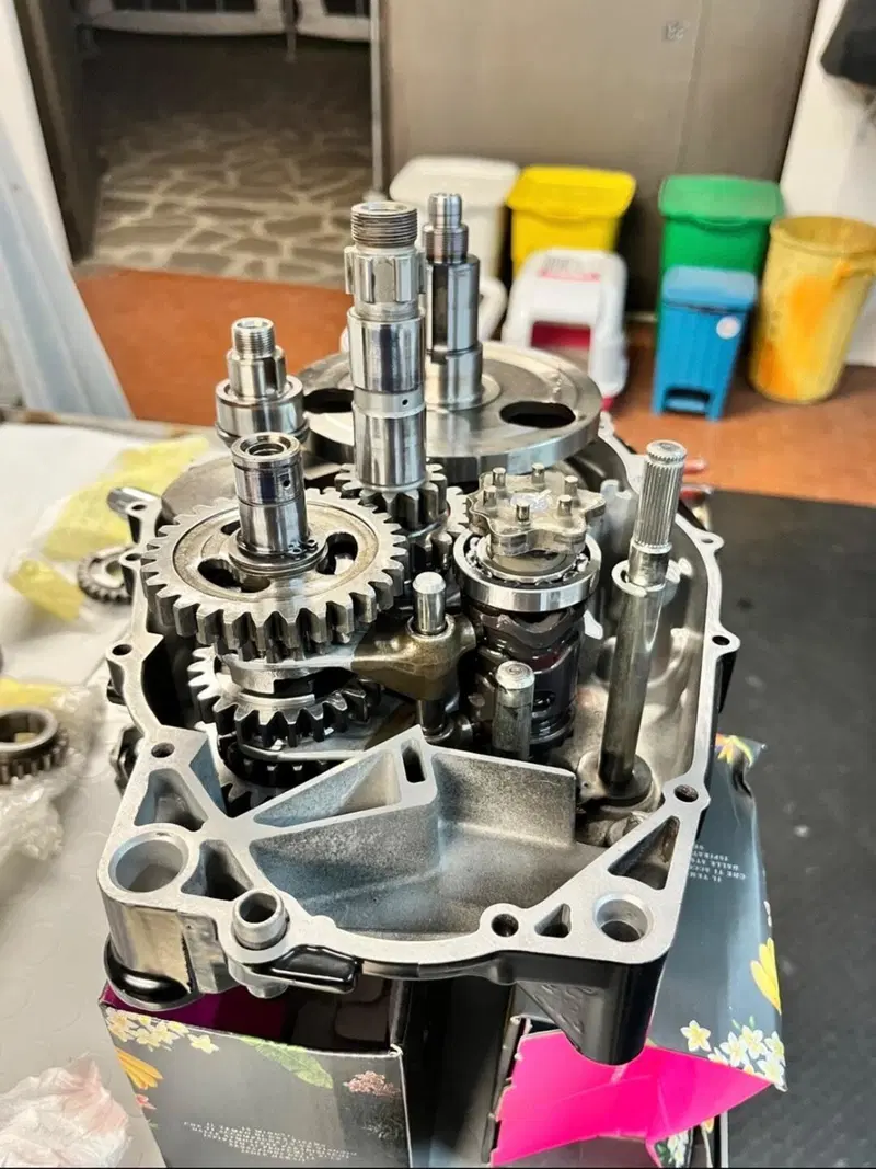 Yamaha XT 550 (9)